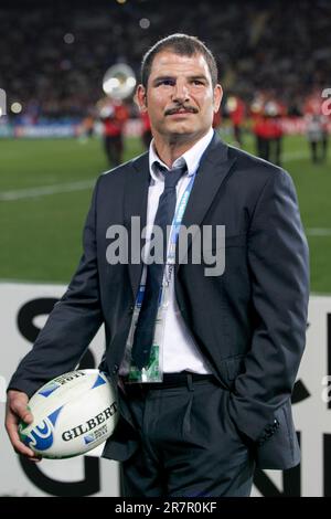Marc Lievremont, der Cheftrainer Frankreichs, erwartet den Start des Neuseeland gegen Frankreich Rugby World Cup Finales im Eden Park, Auckland, Neuseeland, Sonntag, 23. Oktober, 2011. Stockfoto