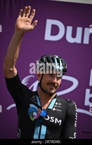 Durbuy, Belgien. 17. Juni 2023. Deutscher John Degenkolb vom Team DSM, abgebildet zu Beginn der Stufe 4 des Radrennen der Baloise Belgium Tour, von und nach Durbuy (172, 6 km) am Samstag, den 17. Juni 2023. BELGA FOTO DAVID STOCKMAN Kredit: Belga News Agency/Alamy Live News Stockfoto