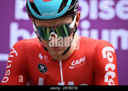 Durbuy, Belgien. 17. Juni 2023. Belgischer Jasper De Buyst von Lotto-Dstny, abgebildet zu Beginn der 4. Etappe des Radrennen Baloise Belgium Tour, von und nach Durbuy (172, 6 km) am Samstag, den 17. Juni 2023. BELGA FOTO DAVID STOCKMAN Kredit: Belga News Agency/Alamy Live News Stockfoto