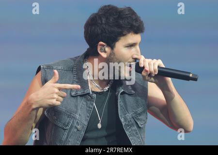 Der kolumbianische Sänger Sebastián Yatra tritt während des Konzerns des Festivals OMG auf! Laliga Musikerlebnis Live im Madrid Wanda Metropolitan Stadiu Stockfoto