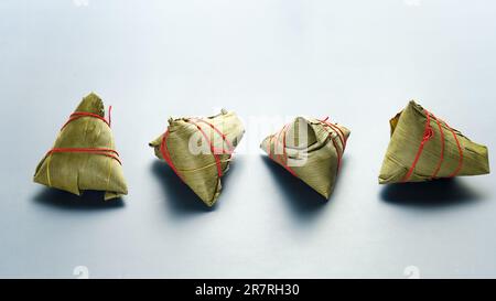 Die Zongzi lagen auf dem Tisch. Stockfoto