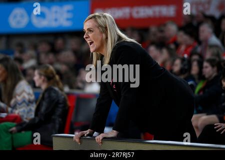 17. Juni 2023; Ken Rosewall Arena, Sydney, NSW, Australien: Suncorp Super Netball, New South Wales Swifts versus Adelaide Thunderbirds; Tracey Neville Assistenztrainer von Adelaide Thunderbirds Stockfoto