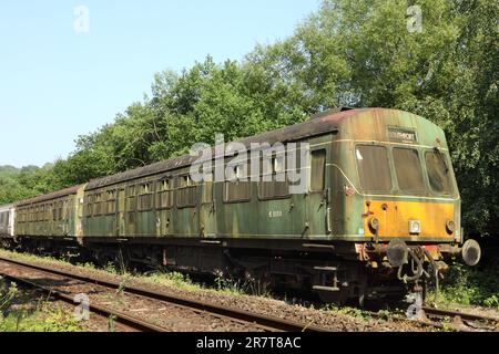 Konservierte Metro-Cammell-Dieselkraftstoffeinheit der Klasse 101 in der Nähe von Grosmont an der North Yorkshire Moors Railway, Großbritannien. Stockfoto