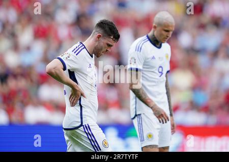 Schottlands Andrew Robertson erscheint während des UEFA Euro 2024 Qualifying Group A-Spiels im Ullevaal Stadion in Oslo deprimiert. Foto: Samstag, 17. Juni 2023. Stockfoto