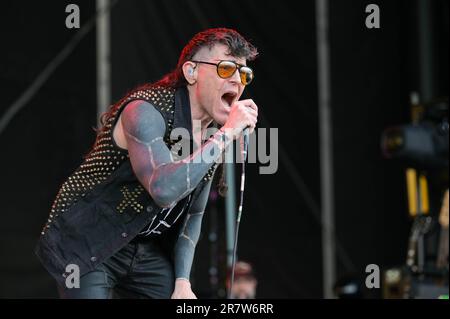 Manchester, Usa. 19. Juni 2022. Der AFI-Leadsänger Davey Havok tritt am 2. Tag des Bonnaroo Music & Arts Festivals 2023 am 16. Juni 2023 in Manchester, Tennessee, auf. Foto: Darren Eagles/imageSPACE/Sipa USA Kredit: SIPA USA/Alamy Live News Stockfoto