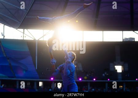 Berlin, Deutschland. 17. Juni 2023. Avatar-Schauspieler treten bei der Eröffnungszeremonie der Special Olympics World Games Berlin 2023 im Olympiastadion auf. Kredit: Christoph Soeder/dpa/Alamy Live News Stockfoto
