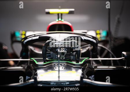 Montreal, Kanada. 17. Juni 2023. Lewis Hamilton (GBR) Mercedes AMG F1 W14 - Lenkrad. Formel-1-Weltmeisterschaft, Rd 9, kanadischer Grand Prix, Samstag, 17. Juni 2023. Montreal, Kanada. Kredit: James Moy/Alamy Live News Stockfoto