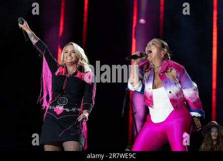 Miranda Lambert und Elle King treten am 2. Tag des CMA Fests im Nissan Stadium am Donnerstag, den 9. Juni 2023 in Nashville, Tennessee, auf. (Foto von: Am Stockfoto