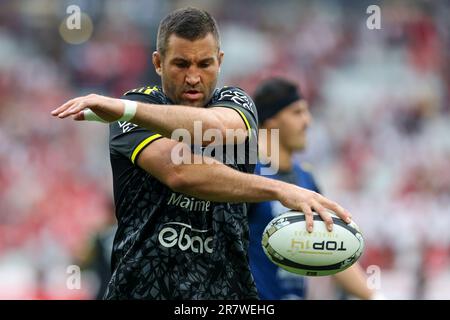 PARIS, FRANKREICH - JUNI 17: Aufwärmung von Remi Bourdeau von Stade Rochelais während des Finale Top 14 Rugby 2023 Match zwischen Stade Toulousain und Stade Rochelais am Stade de France am 17. Juni 2023 in Paris, Frankreich (Foto: Hans van der Valk/Orange Pictures) Stockfoto