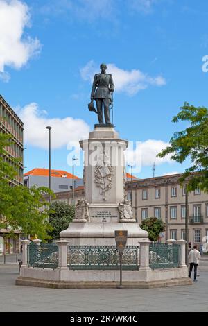 Porto, Portugal - 03 2018. Juni: Denkmal für König Dom Pedro V auf Pracala da Batalha. Stockfoto