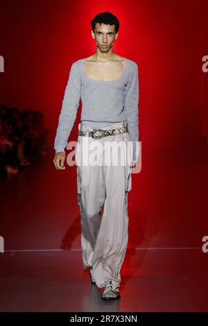 Mailand, Italien. 17. Juni 2023. JORDANLUCA Spring Summer 2024 Runway während der Mailänder Fashion Week am 2023. Juni in Mailand; Italien 17/06/2023 Guthaben: dpa/Alamy Live News Stockfoto