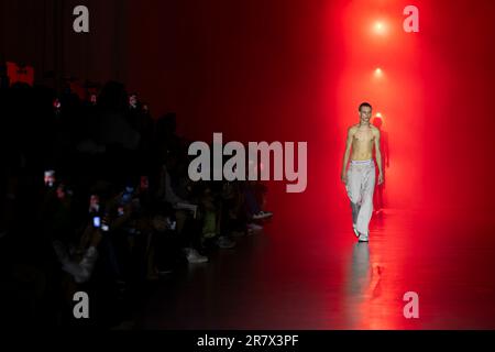 Mailand, Italien. 17. Juni 2023. JORDANLUCA Spring Summer 2024 Runway während der Mailänder Fashion Week am 2023. Juni in Mailand; Italien 17/06/2023 Guthaben: dpa/Alamy Live News Stockfoto