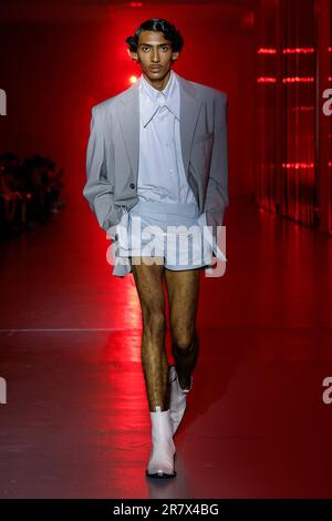 Mailand, Italien. 17. Juni 2023. JORDANLUCA Spring Summer 2024 Runway während der Mailänder Fashion Week am 2023. Juni in Mailand; Italien 17/06/2023 Guthaben: dpa/Alamy Live News Stockfoto