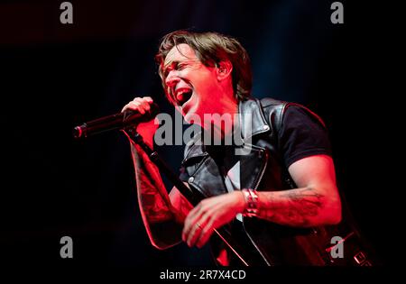 Neuhausen Ob Eck, Deutschland. 17. Juni 2023. Leadsänger Benjamin Kowalewicz von der kanadischen Band „Billy Talent“ wird beim Southside Festival 2023 singen. Kredit: Christoph Schmidt/dpa/Alamy Live News Stockfoto