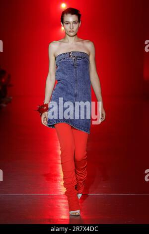 Mailand, Italien. 17. Juni 2023. JORDANLUCA Spring Summer 2024 Runway während der Mailänder Fashion Week am 2023. Juni in Mailand; Italien 17/06/2023 Guthaben: dpa/Alamy Live News Stockfoto