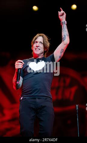 Neuhausen Ob Eck, Deutschland. 17. Juni 2023. Leadsänger Benjamin Kowalewicz von der kanadischen Band „Billy Talent“ wird beim Southside Festival 2023 singen. Kredit: Christoph Schmidt/dpa/Alamy Live News Stockfoto