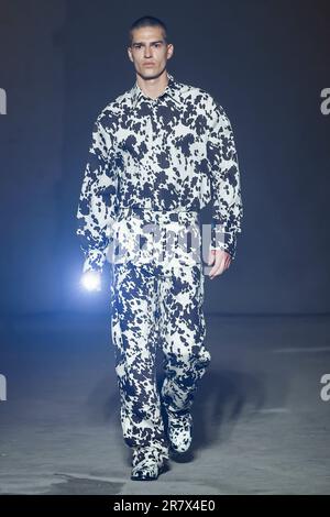 Mailand, Italien. 17. Juni 2023. MSGM Spring Summer 2024 Runway während der Mailänder Modewoche am 2023. Juni in Mailand; Italien 17/06/2023 Guthaben: dpa/Alamy Live News Stockfoto