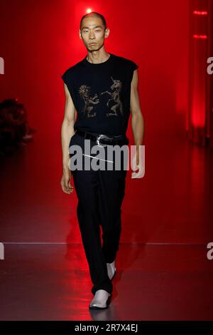 Mailand, Italien. 17. Juni 2023. JORDANLUCA Spring Summer 2024 Runway während der Mailänder Fashion Week am 2023. Juni in Mailand; Italien 17/06/2023 Guthaben: dpa/Alamy Live News Stockfoto