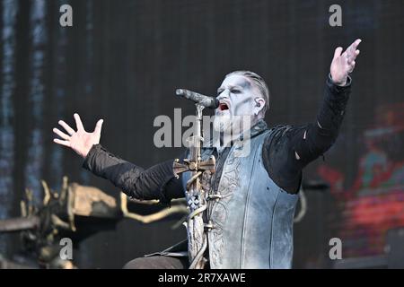 Clisson, Frankreich. 17. Juni 2023. Powerwolf tritt am 17. Juni 2023 beim Hellfest Open Air Festival in Clisson, Frankreich, live auf der Bühne auf. Foto: Julien Reynaud/APS-Medias/ABACAPRESS.COM Kredit: Abaca Press/Alamy Live News Stockfoto