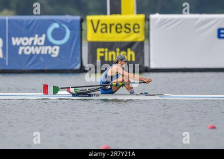 Varese, Italien. 18. Juni 2023. Varese, Varese, Italien, 18. Juni 2023, Single Sculls Final für Männer B: Davide Mumolo (ITA) beim World Ruwing Cup II 2023 – Canoying Credit: Live Media Publishing Group/Alamy Live News Stockfoto