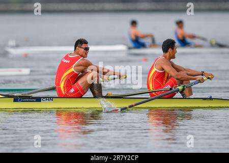 Varese, Italien. 18. Juni 2023. Varese, Varese, Italien, 18. Juni 2023, Finale für Männer B: Xulin Ni - Songhu Zhang (CHN) während des 2023 World Ruwing Cup II - Kanoying Credit: Live Media Publishing Group/Alamy Live News Stockfoto