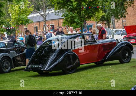 Bicester, Oxon, Vereinigtes Königreich, 17. Juni 2023. Ein angenehmer Tag beim Bicester Flywheel Festival. Oxfordshire, England Kredit: Ian Tennant/Alamy Live News. Stockfoto