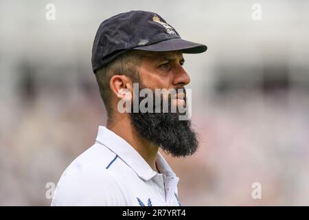 Moeen Ali of England während des LV= Insurance Ashes First Test Series Day 3 England gegen Australien in Edgbaston, Birmingham, Großbritannien, 18. Juni 2023 (Foto von Craig Thomas/News Images) Stockfoto