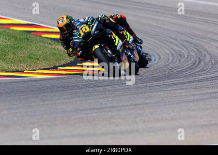 Sachsenring, Hohenstein-Ernstthal, Sachsen, Deutschland. 18. Juni 2023. 2023 Deutsche MotoGP, Renntag; Nummer 10 Mooney VR46 Rennfahrer Luca Marini während des Rennens Guthaben: Action Plus Sports/Alamy Live News Stockfoto