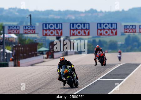 Sachsenring, Hohenstein-Ernstthal, Sachsen, Deutschland. 18. Juni 2023. 2023 Deutsche MotoGP, Renntag; Nummer 10 Mooney VR46 Rennfahrer Luca Marini während des Rennens Guthaben: Action Plus Sports/Alamy Live News Stockfoto