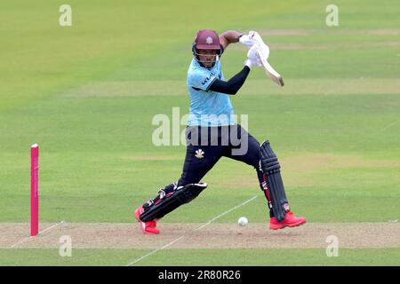 London, Großbritannien. 18. Juni 2023. Wie Surrey es mit Hampshire im Vitality T20 Blast Cricket Match im Kia Oval aufnehmen kann. Kredit: David Rowe/Alamy Live News Stockfoto