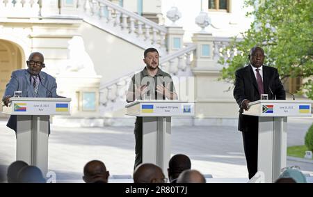 Nicht exklusiv: KIEW, UKRAINE - 16. JUNI 2023 - Präsident der Union der Komoren und Vorsitzender der Afrikanischen Union (AU) Azali Assoumani, Präsident Stockfoto