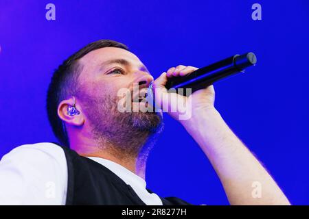 Neuhausen Ob Eck, Deutschland. 18. Juni 2023. Marteria ist auf der Bühne beim Southside Festival. Das Musikfestival ist eines der größten deutschen Open-Air-Festivals in der deutschsprachigen Region. Kredit: Philipp von Ditfurth/dpa/Alamy Live News Stockfoto