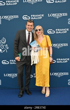 Chantilly, Frankreich. 18. Juni 2023. Gäste, die am 18. Juni 2023 den Prix de Diane Longines in Chantilly, Frankreich, besuchen. Foto: Mireille Ampilhac/ABACAPRESS.COM Kredit: Abaca Press/Alamy Live News Stockfoto