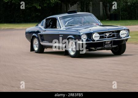 1967 Hero-ERA One Ford 1967 Ford Mustang Fastback auf dem Flywheel Event bei Bicester Heritage 2023 Stockfoto