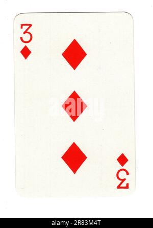 Eine Karte mit drei Diamanten im Vintage-Stil auf weißem Hintergrund. Stockfoto