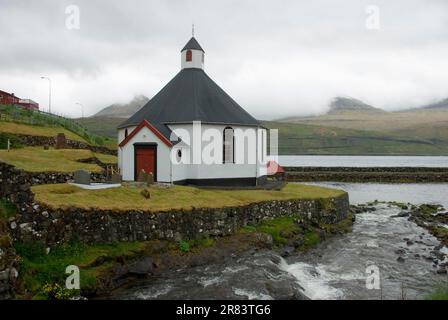 Achteckige Kirche, Haldarsvik, Streymoy Island, Färöer, Dänemark, Färöer Stockfoto