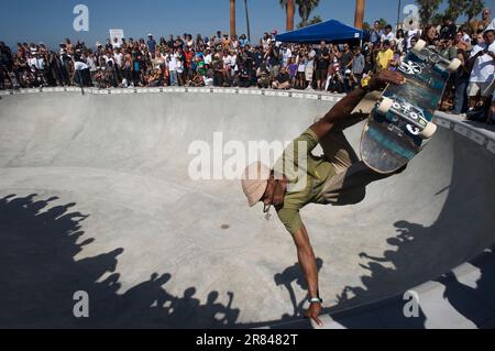 Die Eröffnung des neuen Venice Skate Park in Venice Beach, Kalifornien. Stockfoto