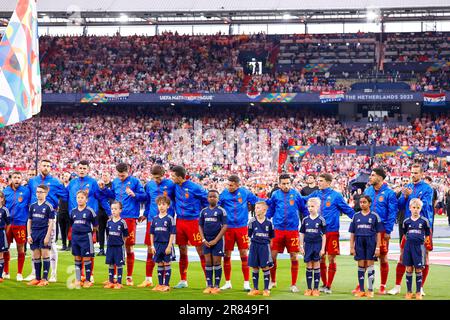 18-06-2023: Sport: Kroatie gegen Spanje ROTTERDAM, NIEDERLANDE - JUNI 18: Aufstellung der Spieler Spaniens während des Halbfinales der UEFA Nations League 2022/23 Stockfoto