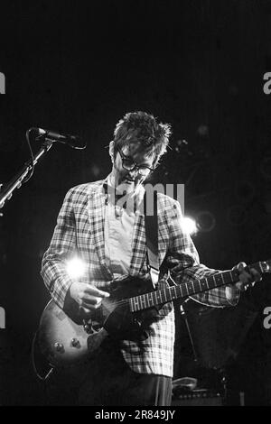 E – Mark Oliver Everett – von der EEels-Band, die am 23. August 1997 beim Reading Festival, Reading, Großbritannien, spielt. Foto: Rob Watkins Stockfoto