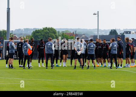 Tubize, Belgien. 19. Juni 2023. Die belgischen Spieler wurden am Montag, den 19. Juni 2023, bei einer Trainingssitzung der belgischen Fußballnationalmannschaft Red Devils in der Hauptniederlassung der Royal Belgischen Fußballvereinigung RBFA in Tubize zur Vorbereitung des Spiels gegen Estland fotografiert. BELGA FOTO KURT DESPLENTER Kredit: Belga News Agency/Alamy Live News Stockfoto