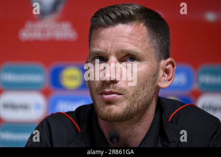 Tallinn, Estland. 19. Juni 2023. Der belgische Jan Vertonghen wurde auf einer Pressekonferenz der belgischen Fußballnationalmannschaft Red Devils am Montag, den 19. Juni 2023 in Tallinn (Estland) zur Vorbereitung des Spiels gegen Estland gefilmt. BELGA PHOTO DIRK WAEM Credit: Belga News Agency/Alamy Live News Stockfoto