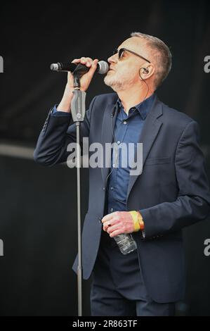 Blancmange Performing at lets Rock Leeds 80s Festival , Leeds UK , 17.06.2023 Stockfoto