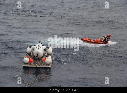 Das Oceangate-U-Boot „Titan“. Die Küstenwache der Vereinigten Staaten sucht nach dem 21 Meter langen U-Boot „Titan“ vom kanadischen Forschungsschiff Polar Prince. Die 5-köpfige Besatzung tauchte Sonntagmorgen unter, und die Besatzung des Polarprinzen verlor den Kontakt zu ihnen etwa 1 Stunde und 45 Minuten nach dem Tauchgang des Schiffes. Foto: OceanGate/Unterlagen Stockfoto