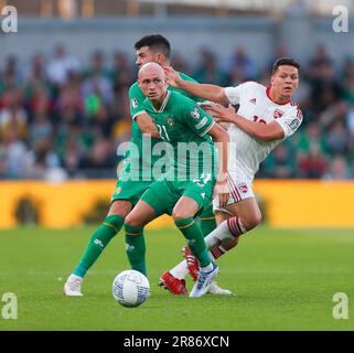 Dublin, Irland. 19. Juni 2023; Aviva Stadium, Dublin, Irland: International Football Group B Euro 2024 Qualifier, Republik Irland gegen Gibraltar; will Smallbone of Ireland auf dem Ball Credit: Action Plus Sports Images/Alamy Live News Stockfoto