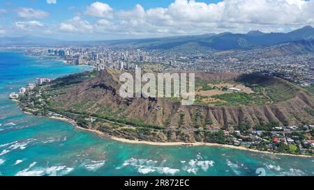 Wunderschöner Blick auf den Vulkankrater Diamond Head in Hawaii Stockfoto