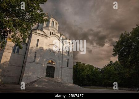 Bild der Kirche, wenn das oplenac Mausoleum in Topola, Serbien. St. George's Church Oplenac ist das Mausoleum der serbischen und jugoslawischen Königshaus Stockfoto