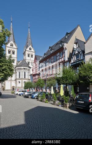 St.-Severus-Kirche auf dem Marktplatz Boppard, Weltkulturerbe Oberes Mittelrheintal, Deutschland Stockfoto