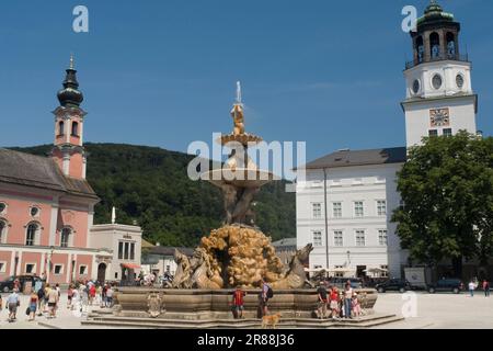 Residenzbrunnen, Residenzplatz, Salzburg, Österreich Stockfoto