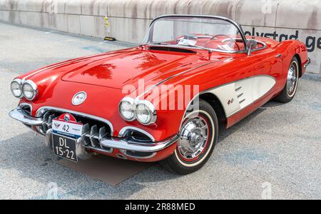 Lelystad, Niederlande, 18.06.2023, klassische Chevrolet Corvette ab 1960 Uhr am National Oldtimer Day Stockfoto