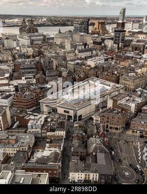Es befindet sich an der St Johns Beacon Viewing Gallery mit Blick auf Liverpool City, Großbritannien. Stockfoto